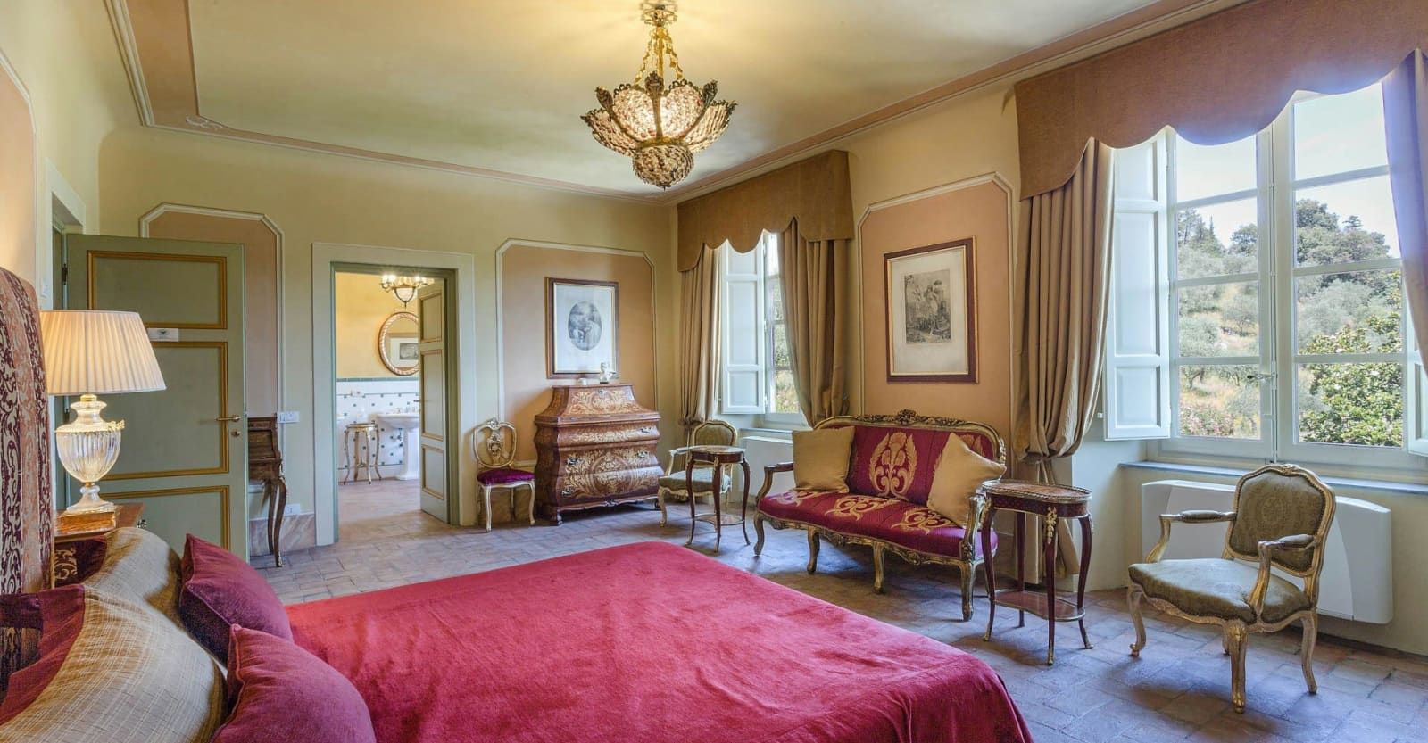 Villa Controni in Lucca & Garfagnana, Tuscany, photograph 19 of 25