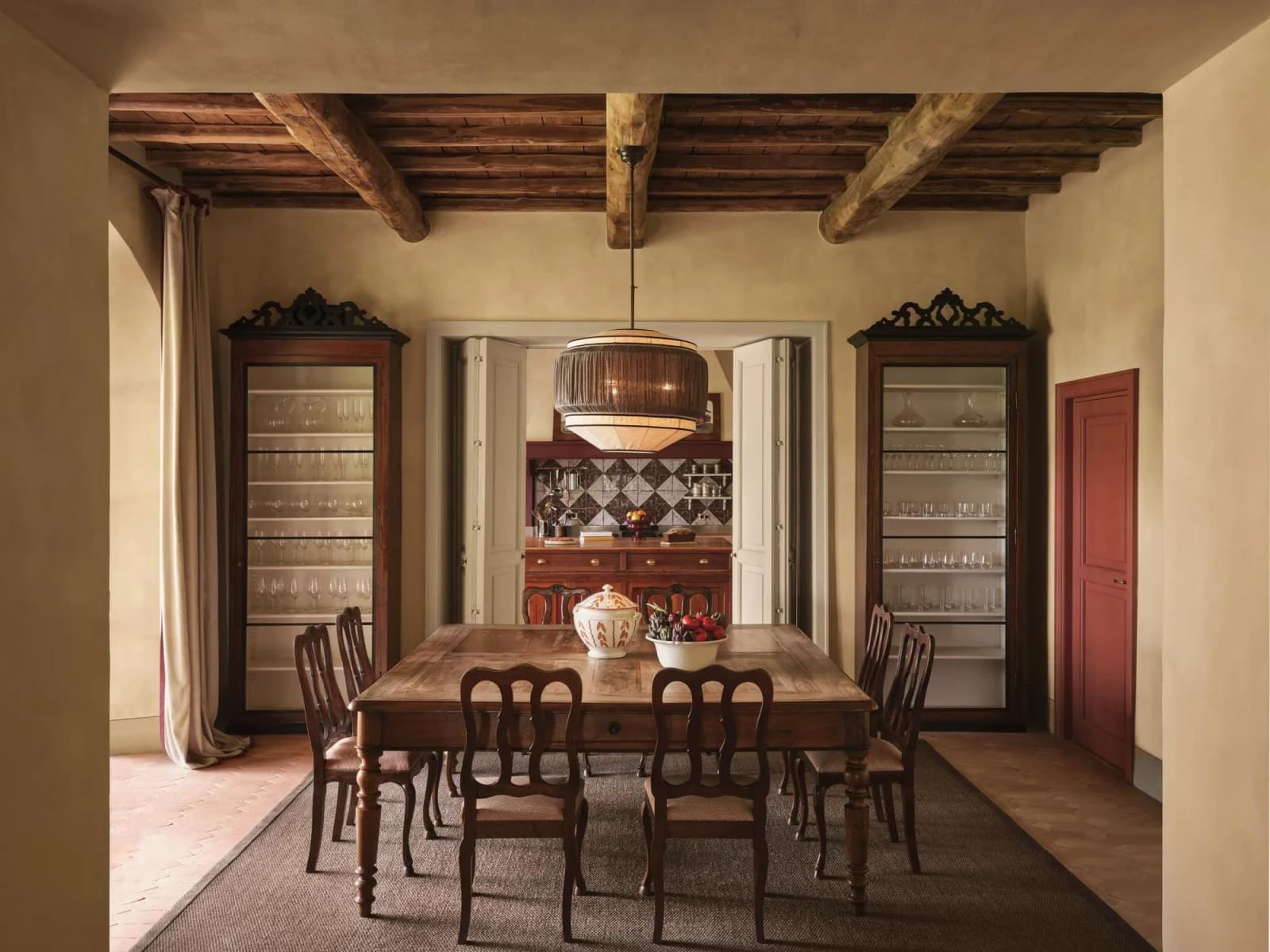 Villa Biondi in Castiglion del Bosco, Tuscany, photograph 1 of 20