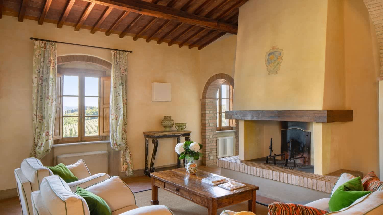 Solare del Chianti — the lounge with its fireplace