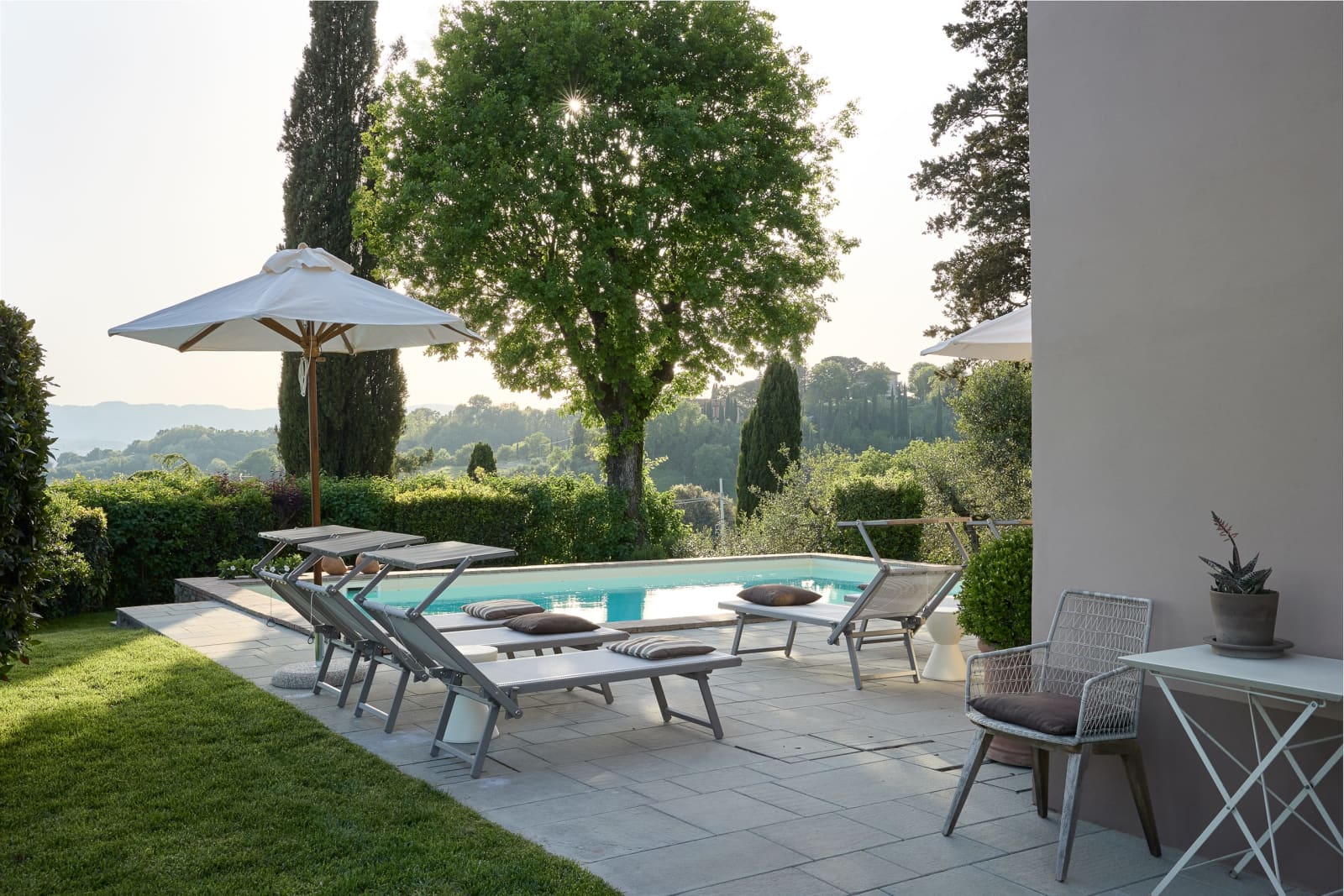 Villa Il Colto — the pool among the trees