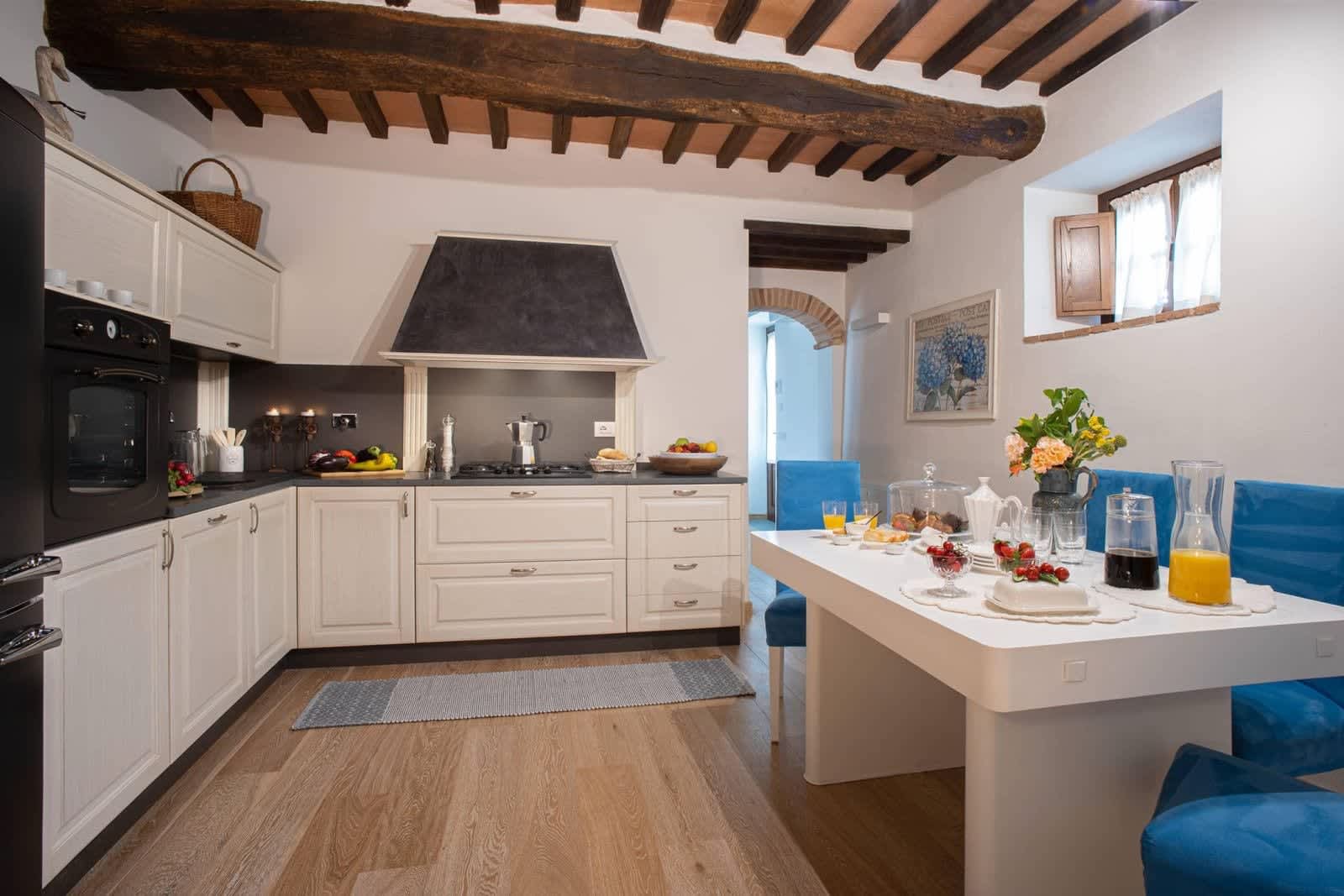 Podere Pianoro — the kitchen