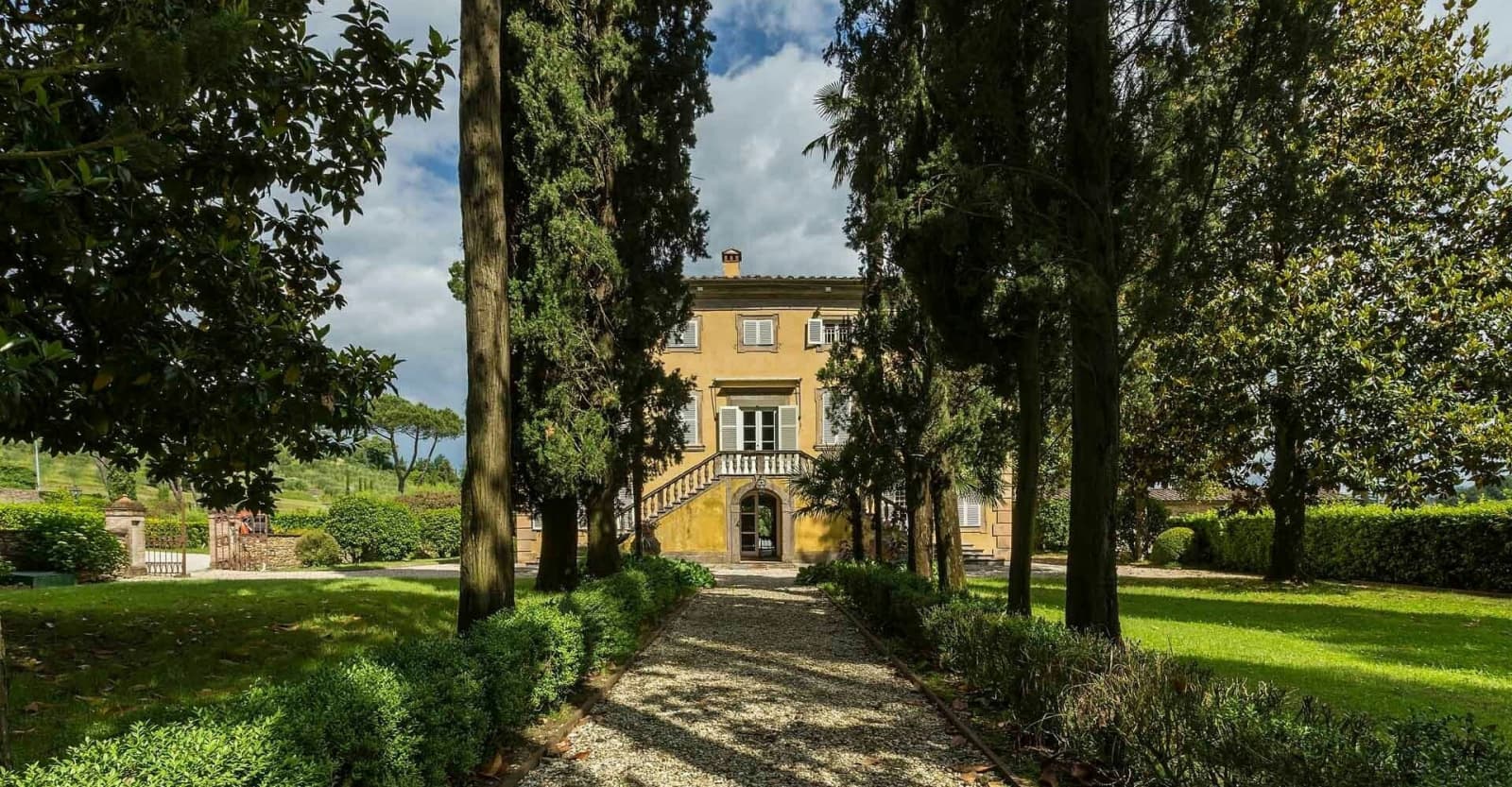 Villa Lenka in Lucca & Garfagnana, Tuscany, photograph 8 of 25