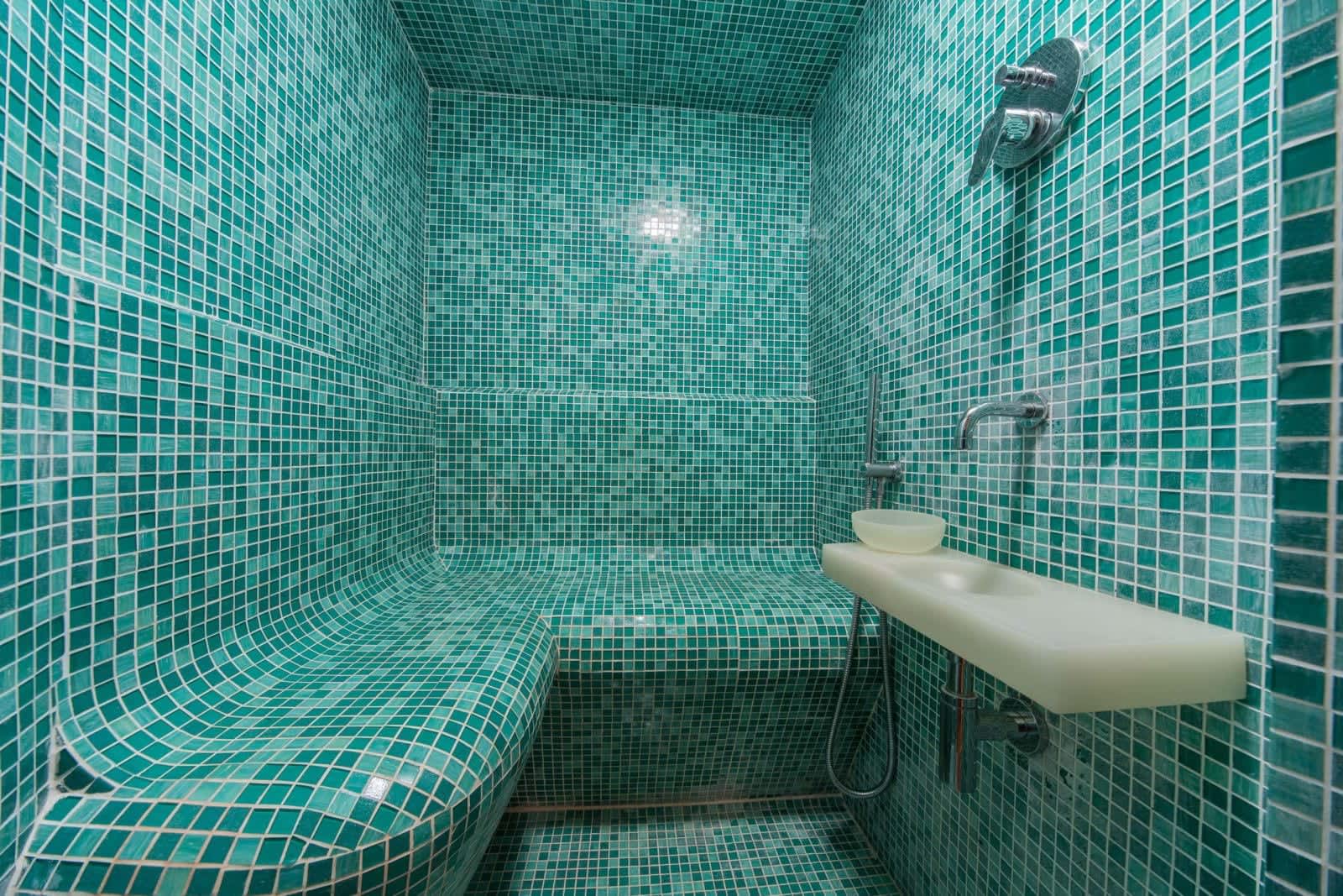 Villa Fornacella — the Turkish bath
