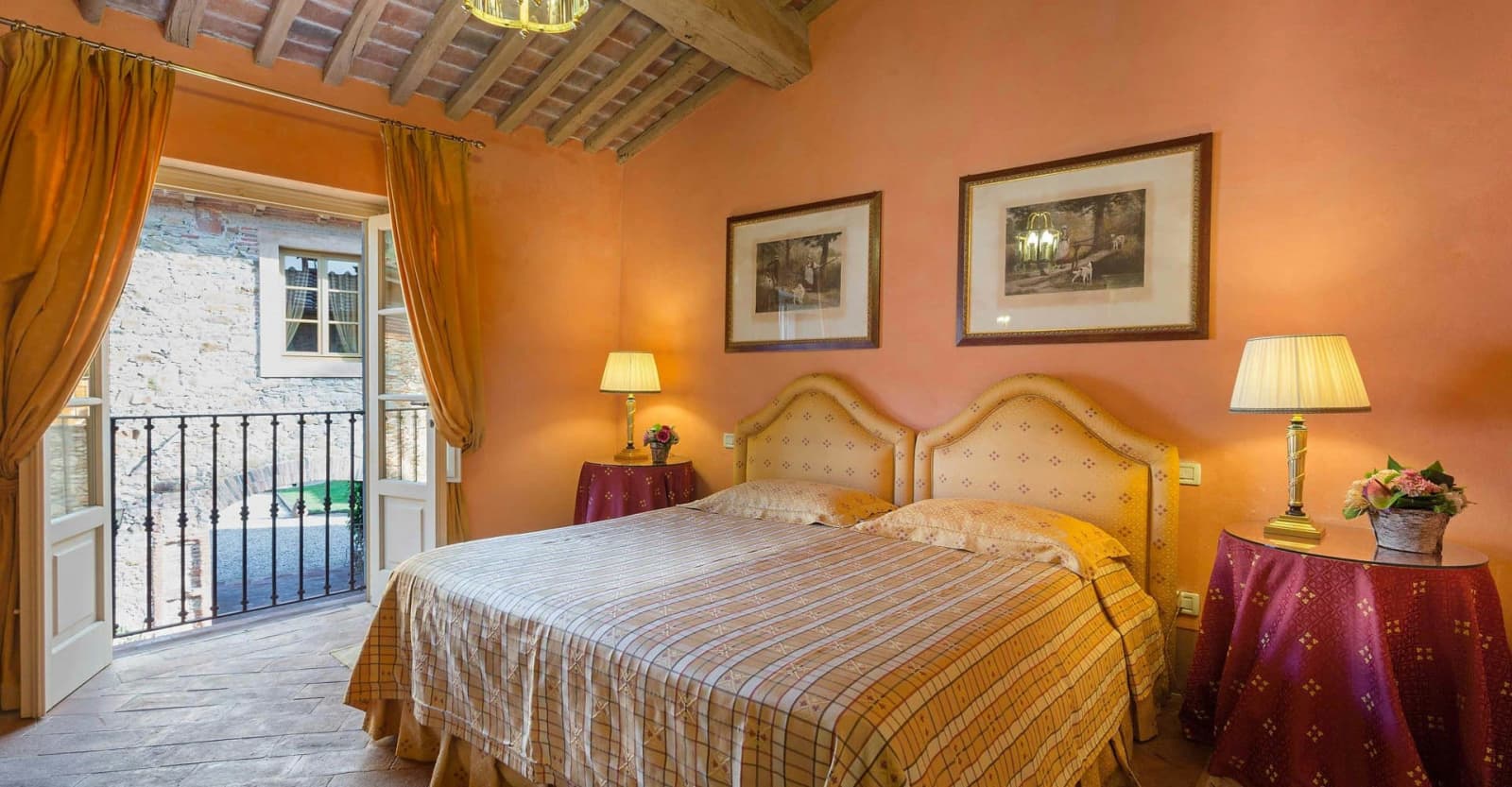 Borgo Bernardini in Lucca & Garfagnana, Tuscany, photograph 17 of 25
