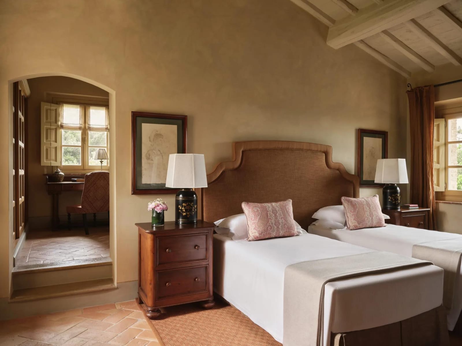 Villa Alba in Castiglion del Bosco, Tuscany, photograph 4 of 6