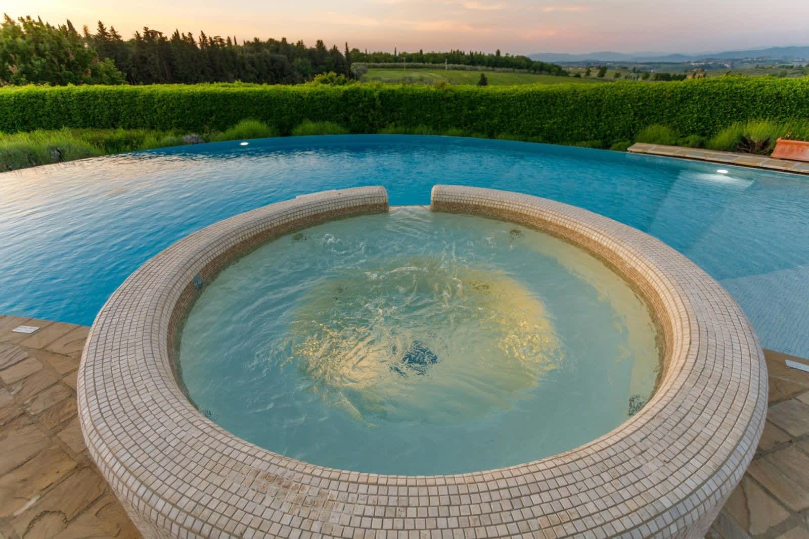 Solare del Chianti — the mosaic whirlpool