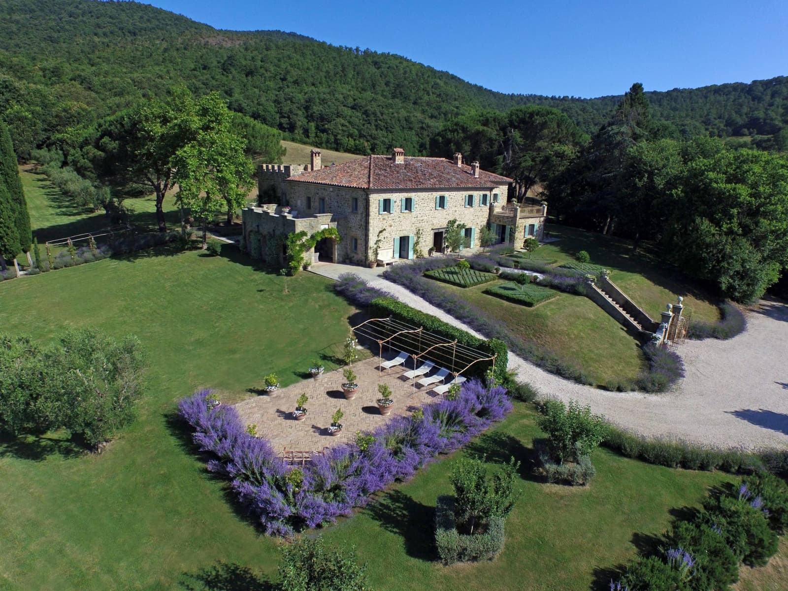 Casale di Sant'Andrea in Cortona, Tuscany, photograph 1 of 28