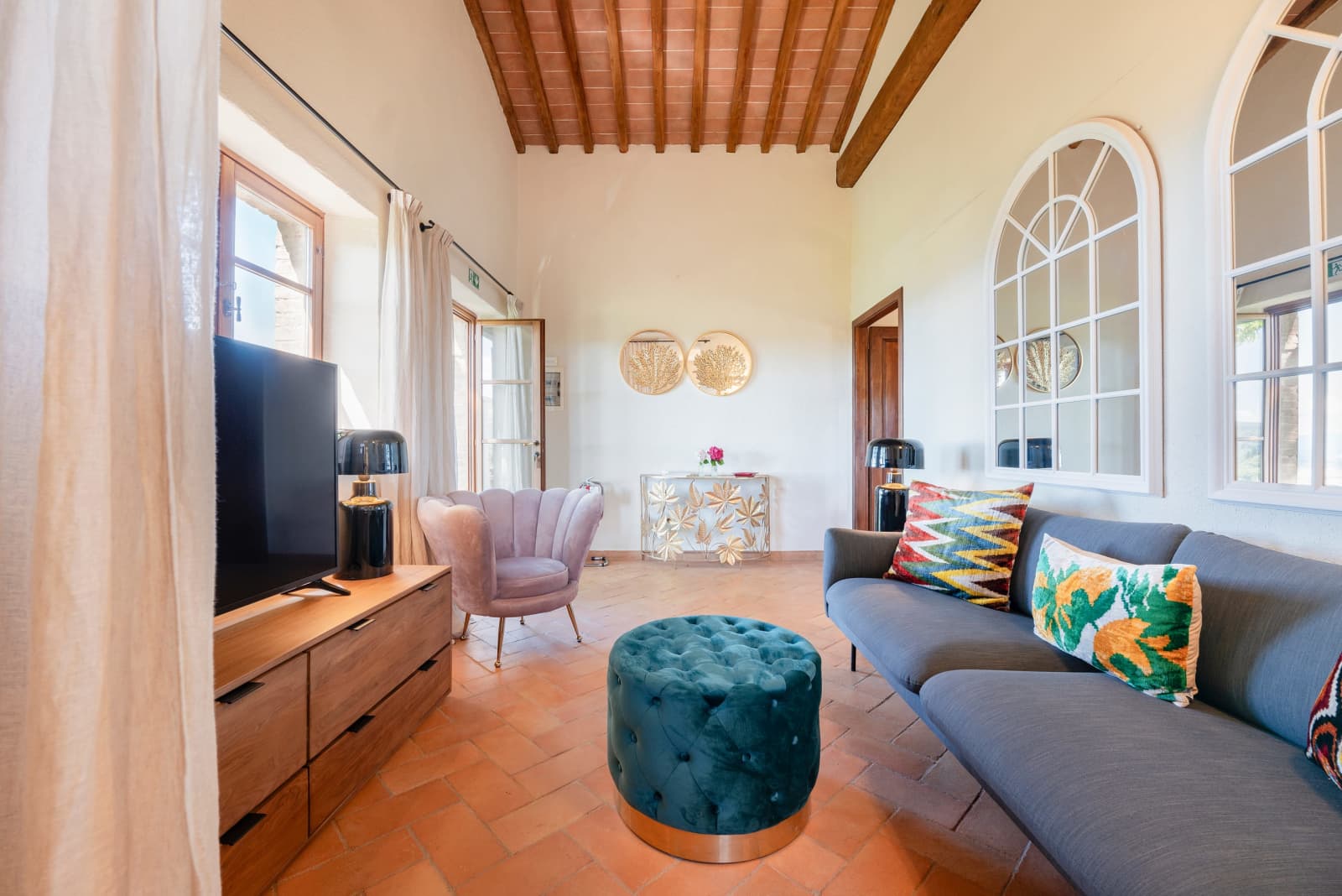 Villa Il Cellese — the Forno room's sitting area