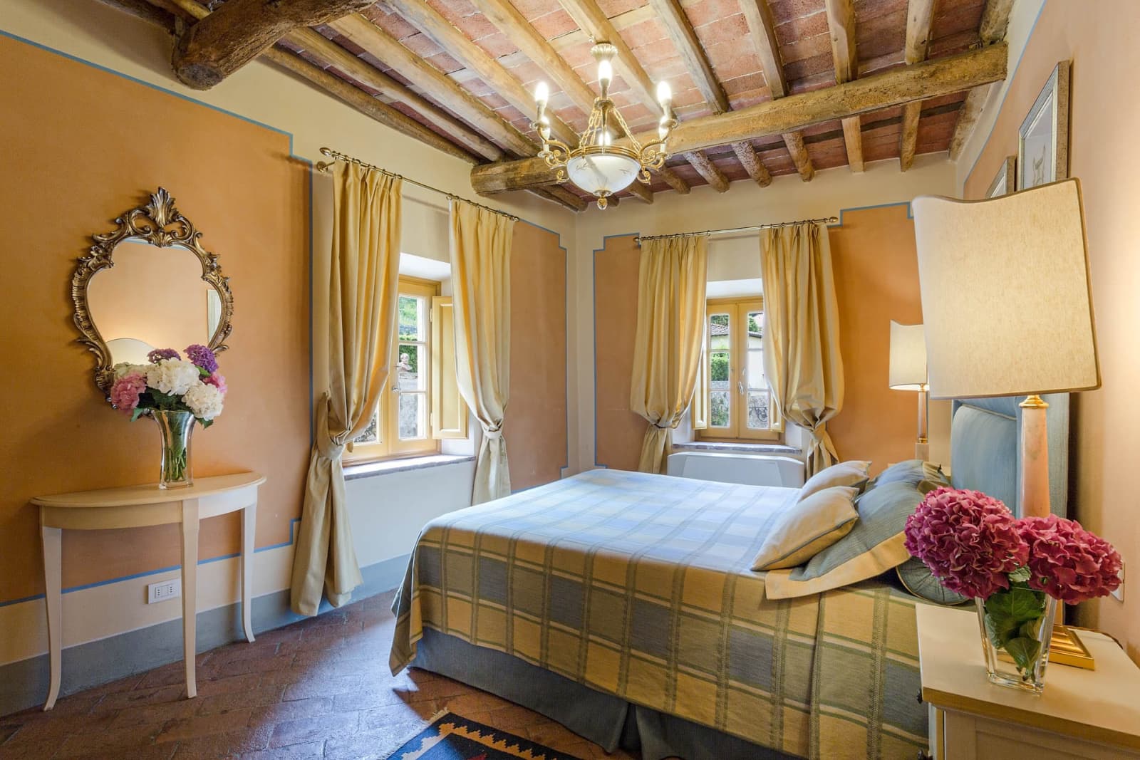 Villa del Fattore in Lucca & Garfagnana, Tuscany, photograph 12 of 23