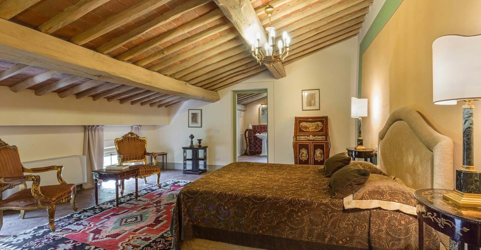 Villa Controni in Lucca & Garfagnana, Tuscany, photograph 20 of 25