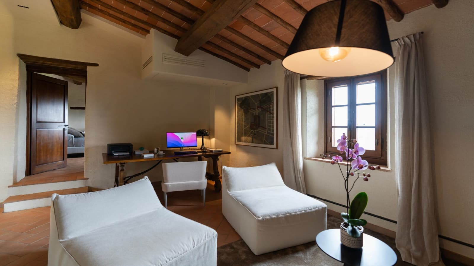 Villa Il Cellese — a reading corner