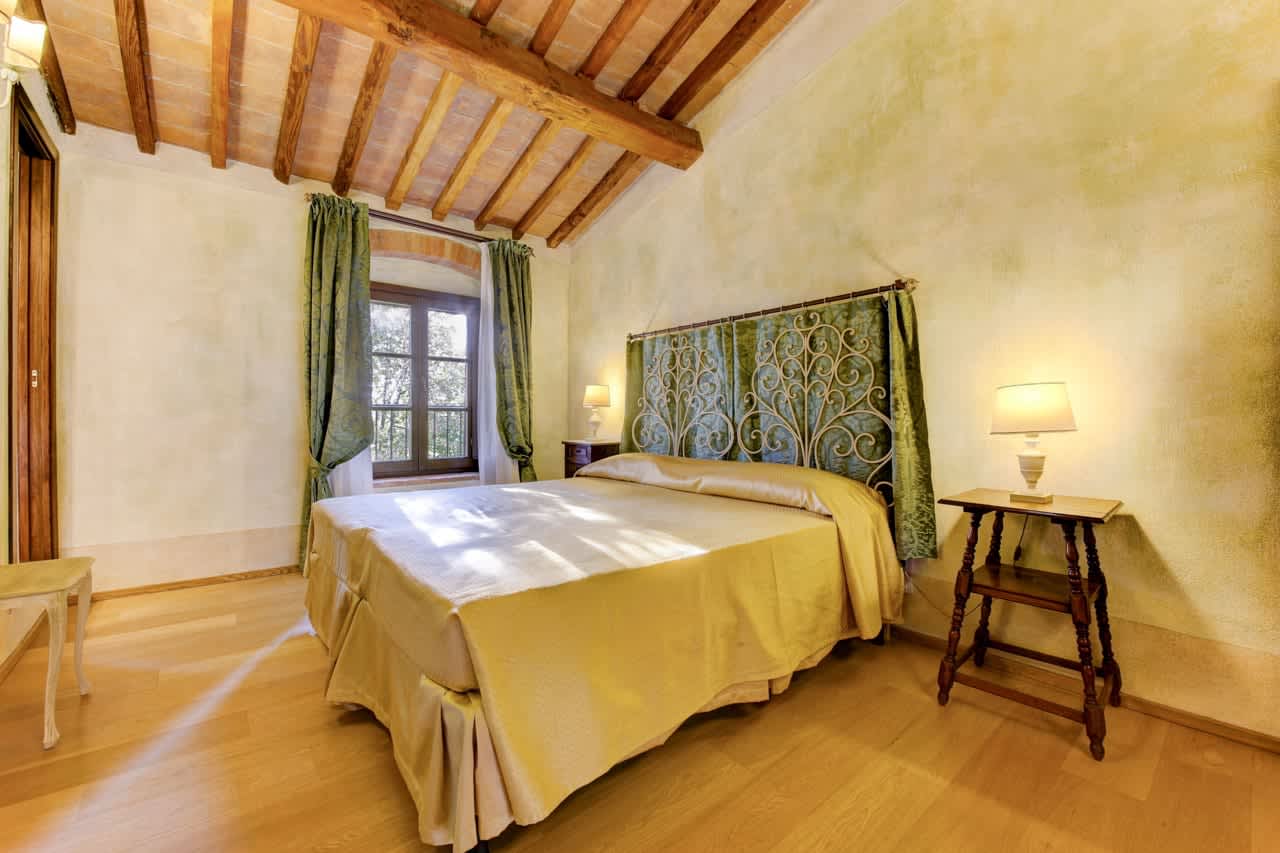 Villa Elle in Siena, Tuscany, photograph 45 of 65