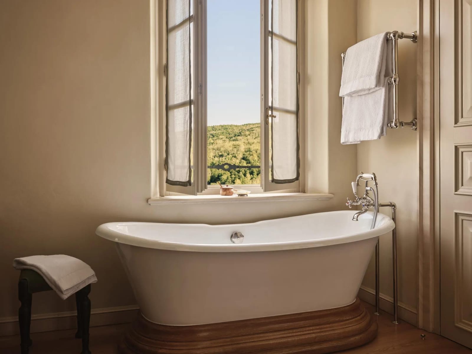 Casa del Vescovo in Castiglion del Bosco, Tuscany, photograph 4 of 4