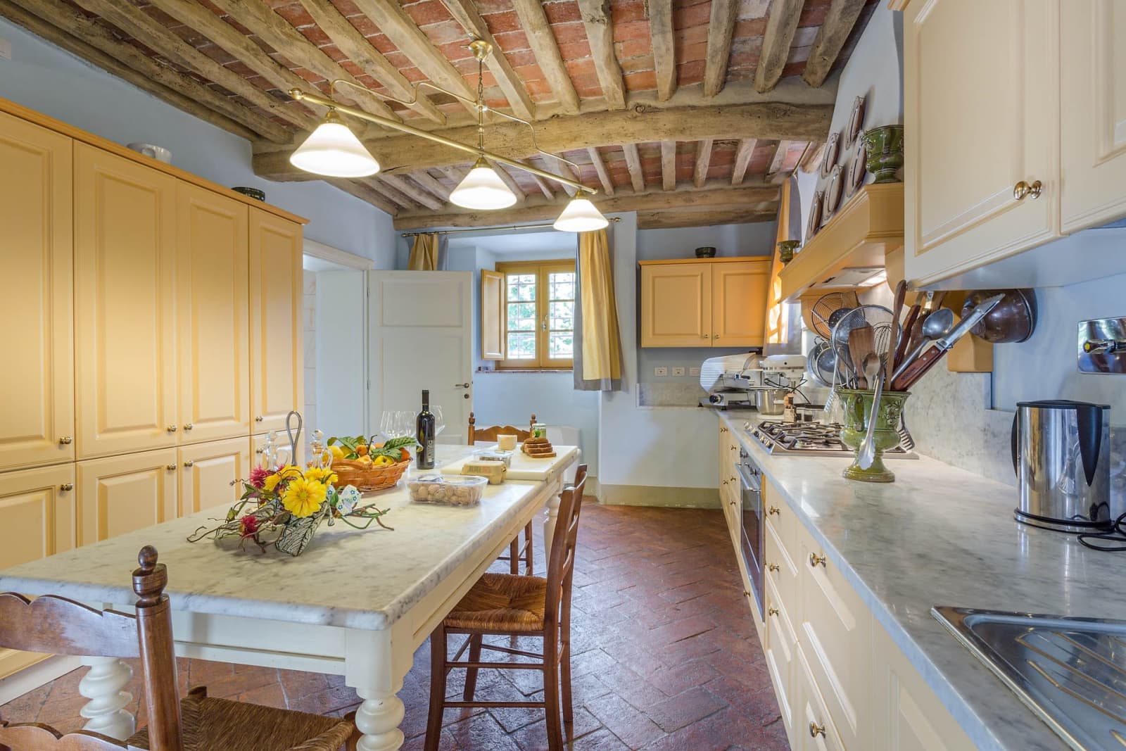 Villa del Fattore in Lucca & Garfagnana, Tuscany, photograph 17 of 23