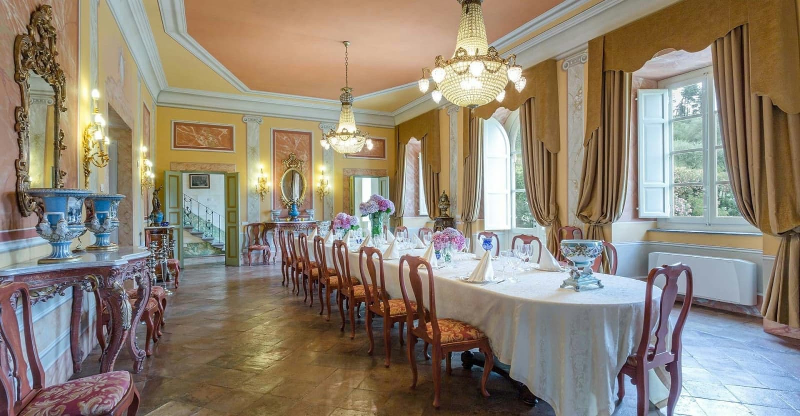 Villa Controni in Lucca & Garfagnana, Tuscany, photograph 13 of 25