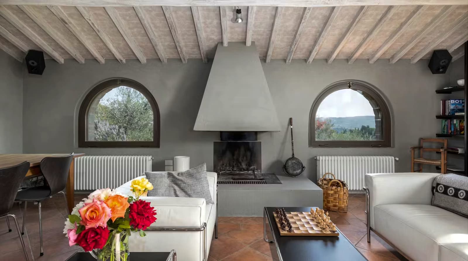 Casale Olivaio — the living room fireplace