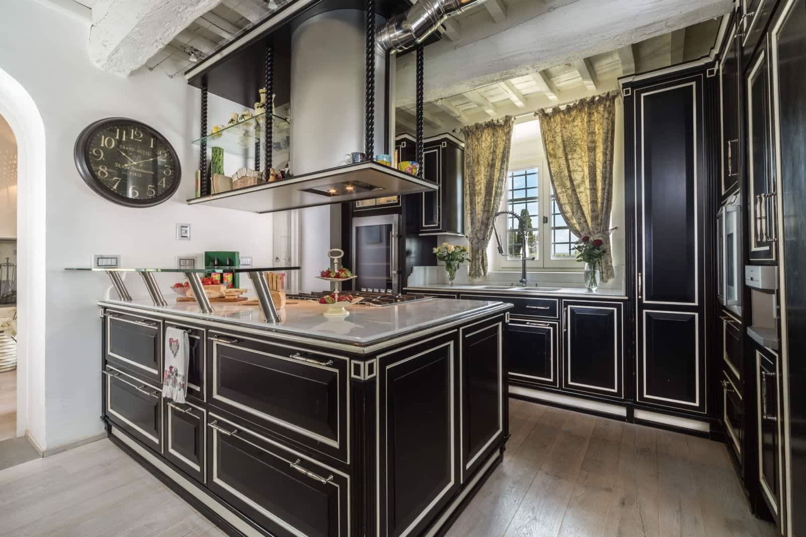 Villa Fornacella — the kitchen