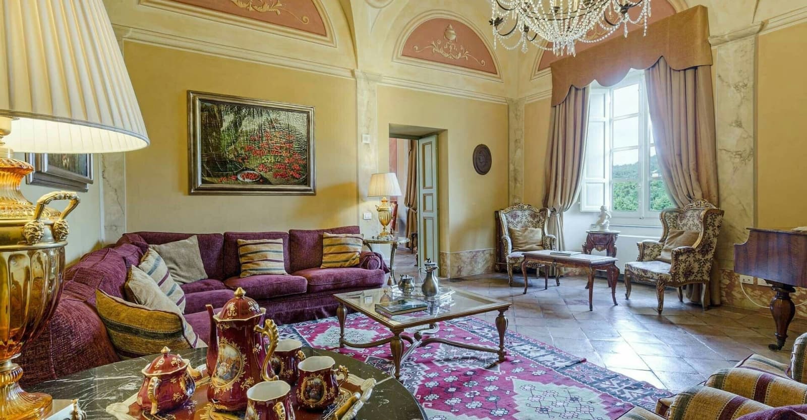 Villa Controni in Lucca & Garfagnana, Tuscany, photograph 9 of 25