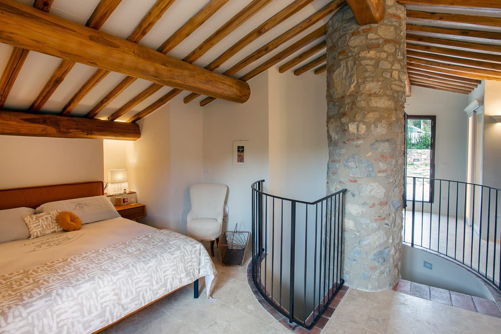 Casa Pernicella — the spiral staircase to the first floor