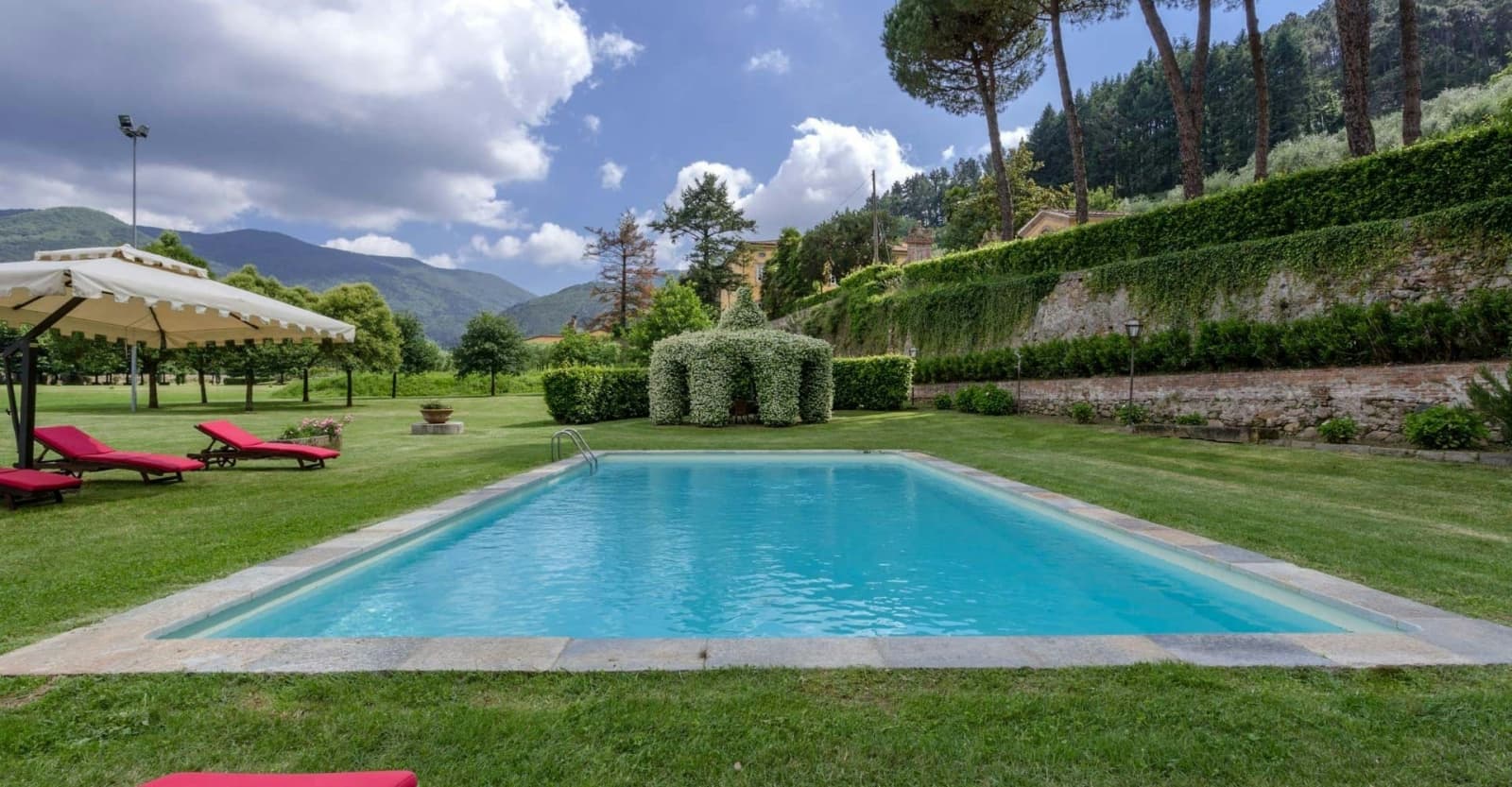 Villa Matteucci in Lucca & Garfagnana, Tuscany, photograph 39 of 39