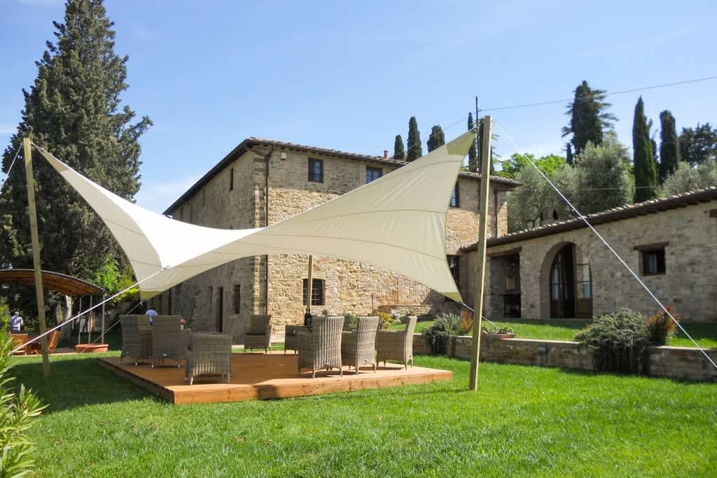 Villa Elle in Siena, Tuscany, photograph 2 of 65