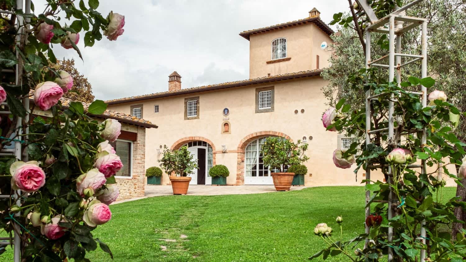 Villa Fornacella — the villa and its garden