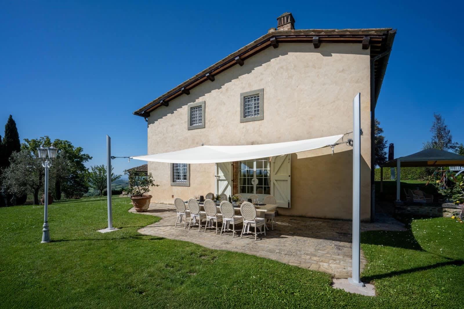 Villa Fornacella — a living room
