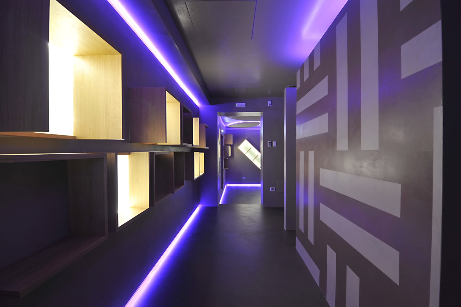 Tenuta La Barricaia — the wellness centre's corridor