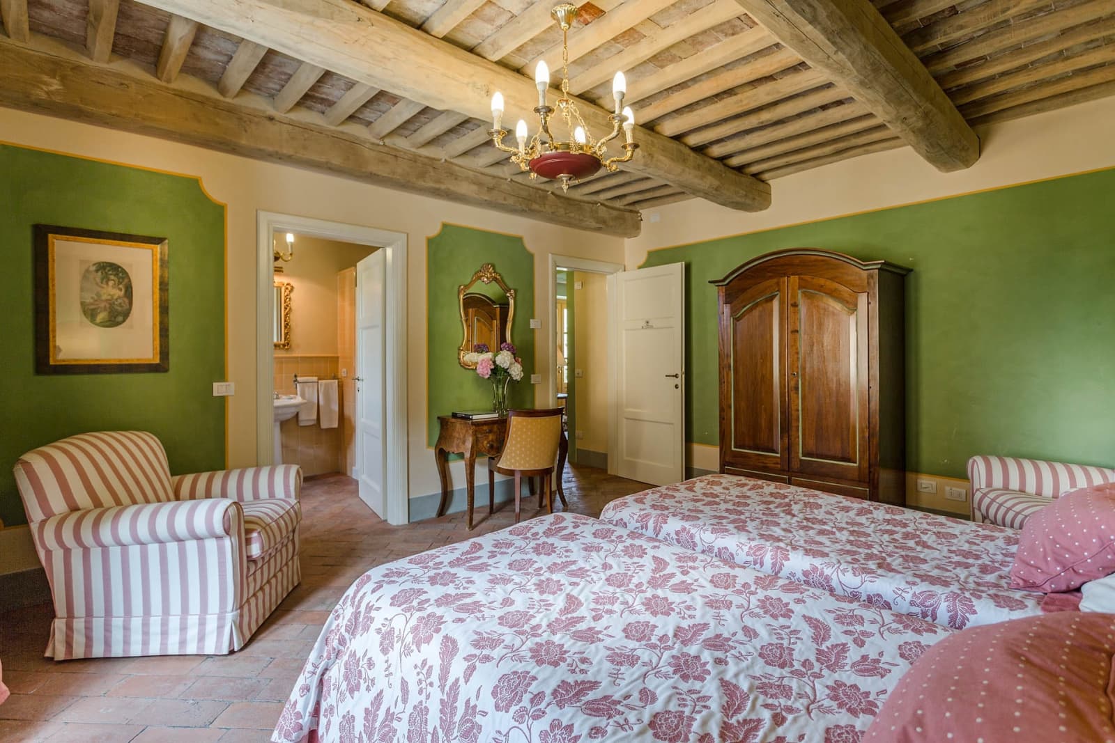 Villa del Fattore in Lucca & Garfagnana, Tuscany, photograph 14 of 23