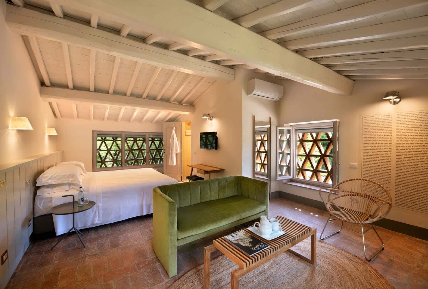 Villa Erbavoglio — a bedroom in the converted barn (fienile)