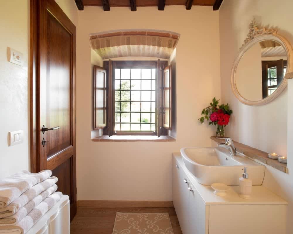 Podere Pianoro — the Girasole bedroom
