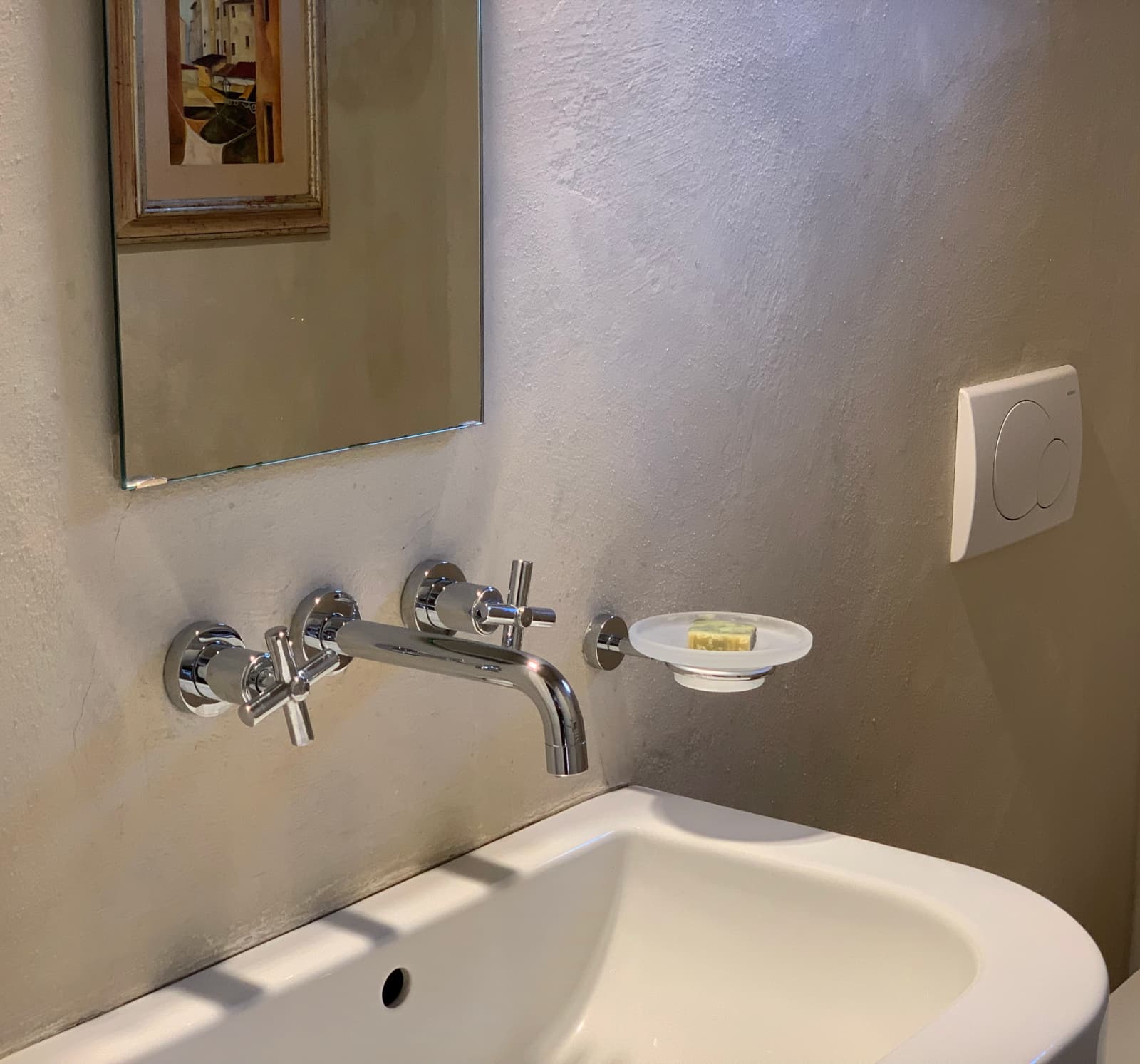 Casale Olivaio — a bathroom basin