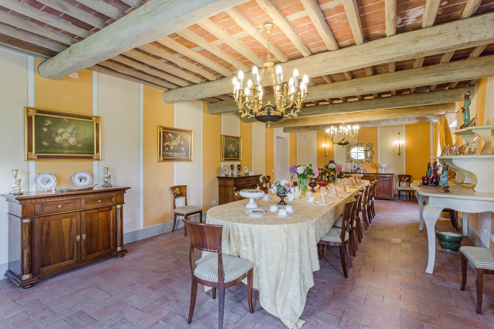 Villa del Fattore in Lucca & Garfagnana, Tuscany, photograph 16 of 23