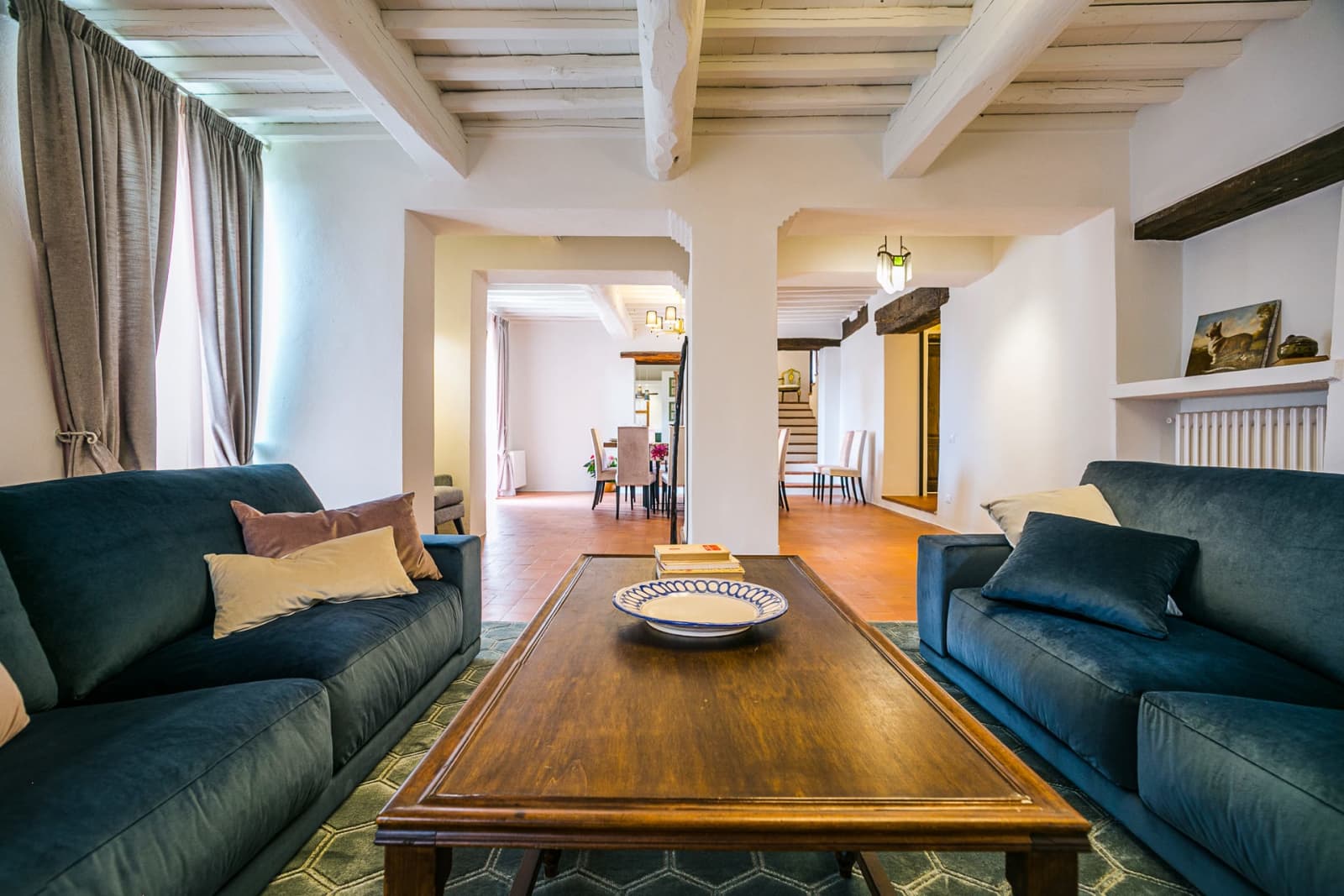 Casa dell'Erta — the dining room seen through the arches