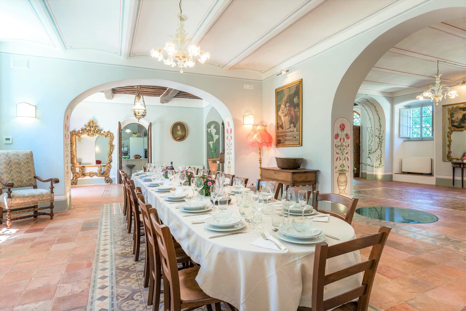 Villa della Cappella — the formal frescoed dining room