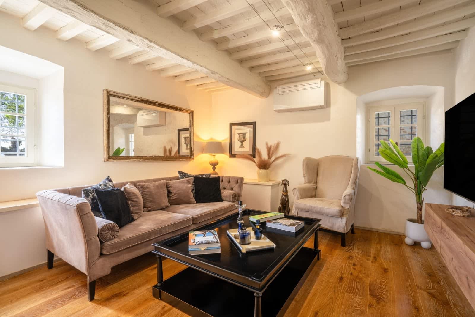 Villa Fornacella — the TV room