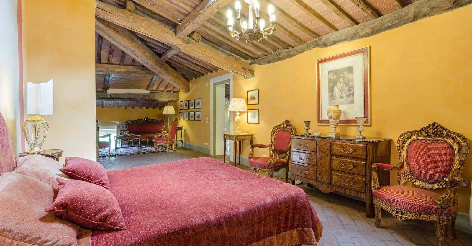 Villa Controni in Lucca & Garfagnana, Tuscany, photograph 21 of 25