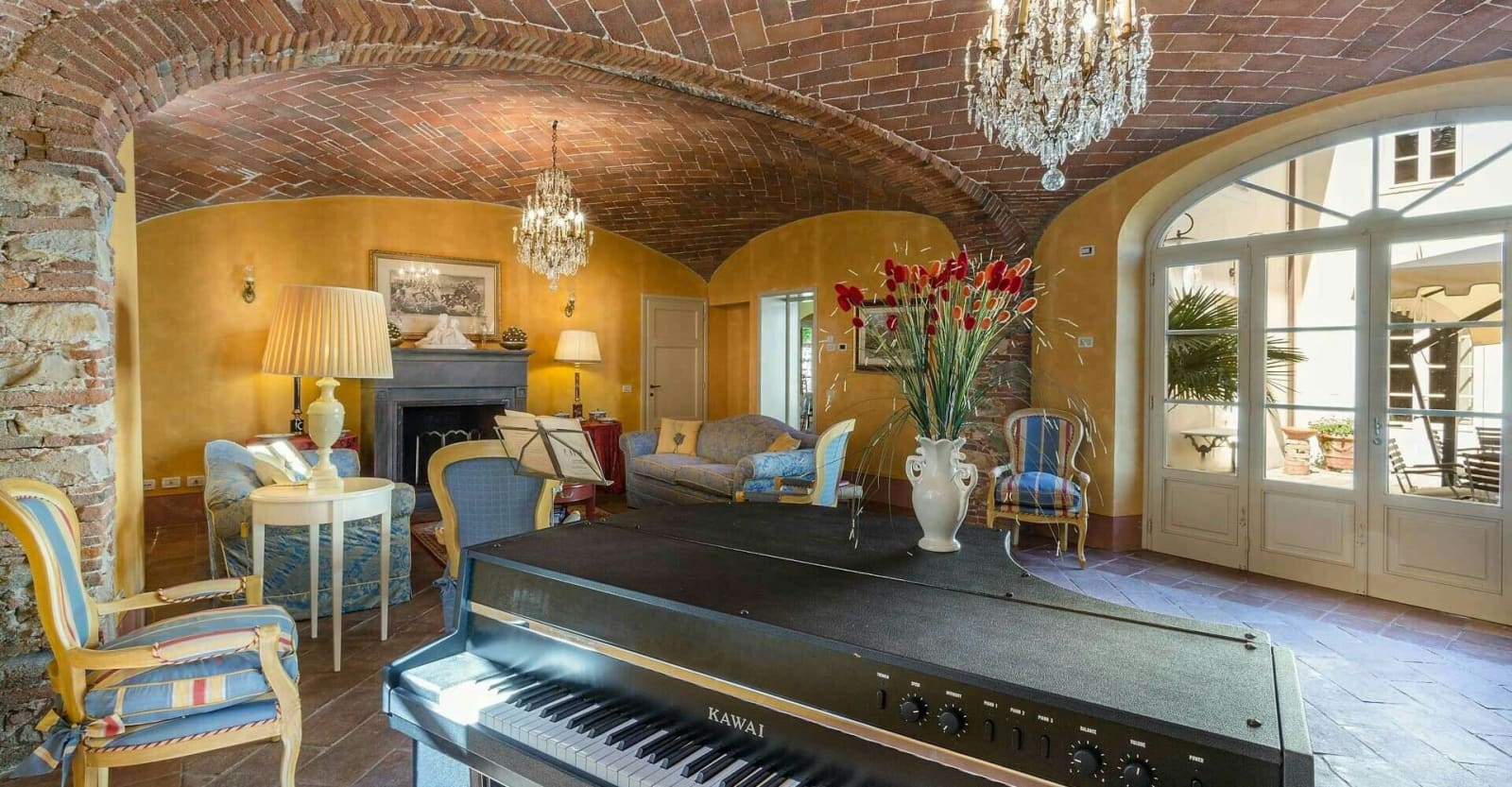Borgo Bernardini in Lucca & Garfagnana, Tuscany, photograph 10 of 25