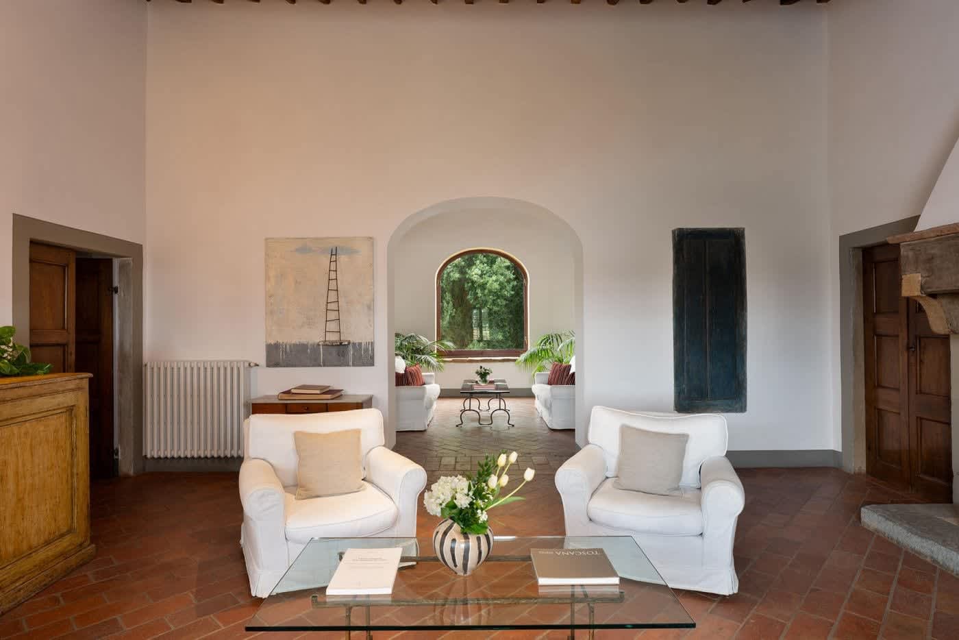 Villa Castellaro — armchairs in the second living room