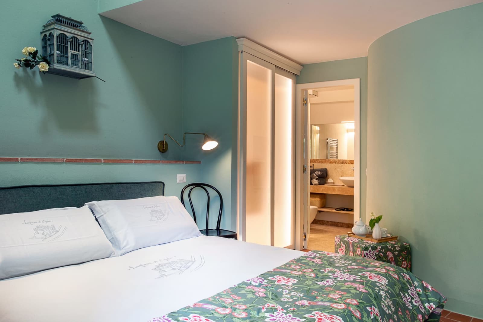 Casa Pernicella — a bedroom with built-in wardrobes