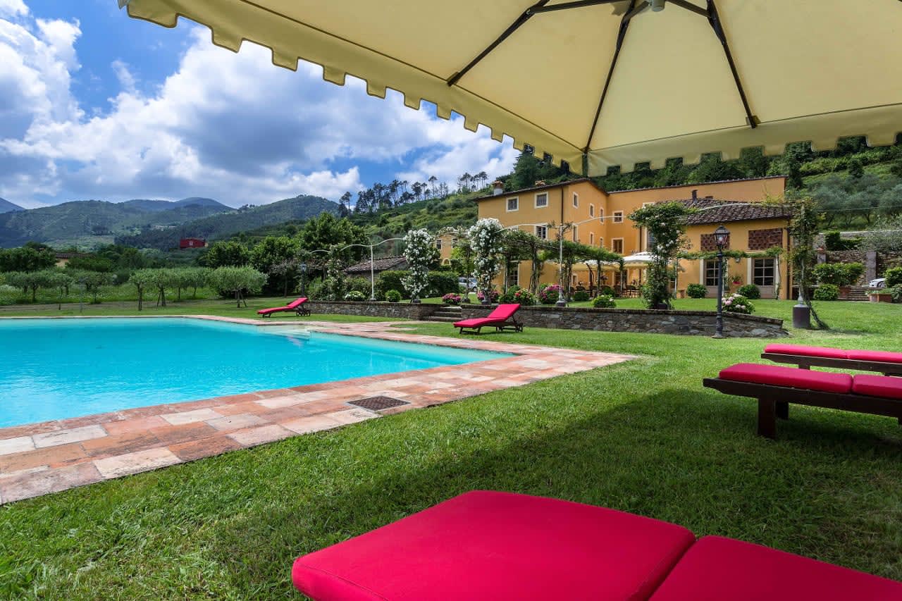 Villa del Fattore in Lucca & Garfagnana, Tuscany, photograph 4 of 23