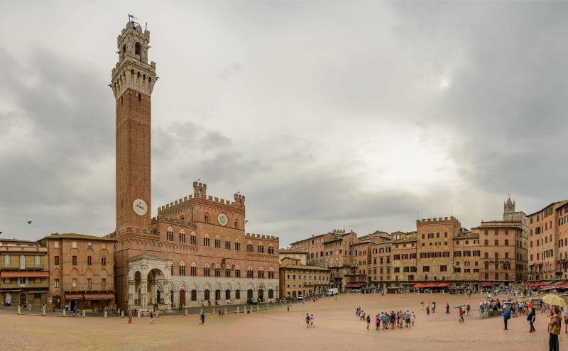 Siena in a day, and back at the pool by four