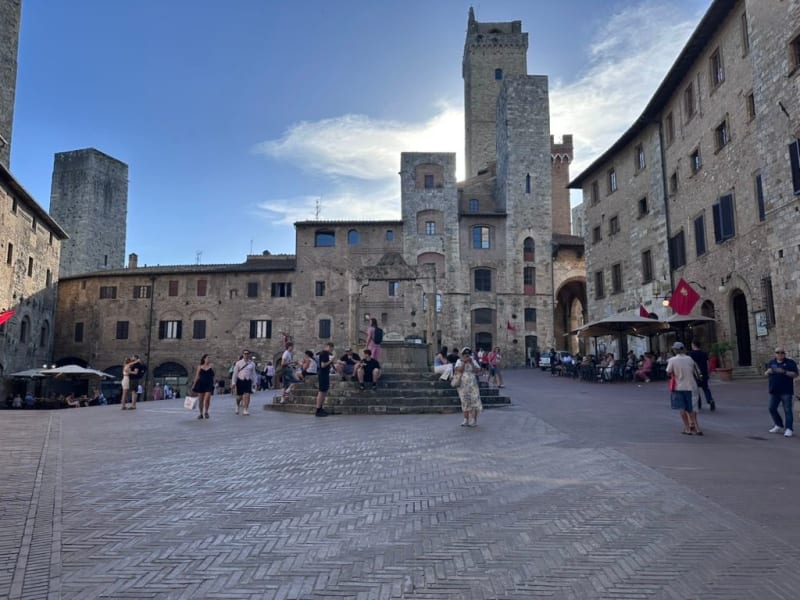 San Gimignano: What to See, and When to Beat the Crowds