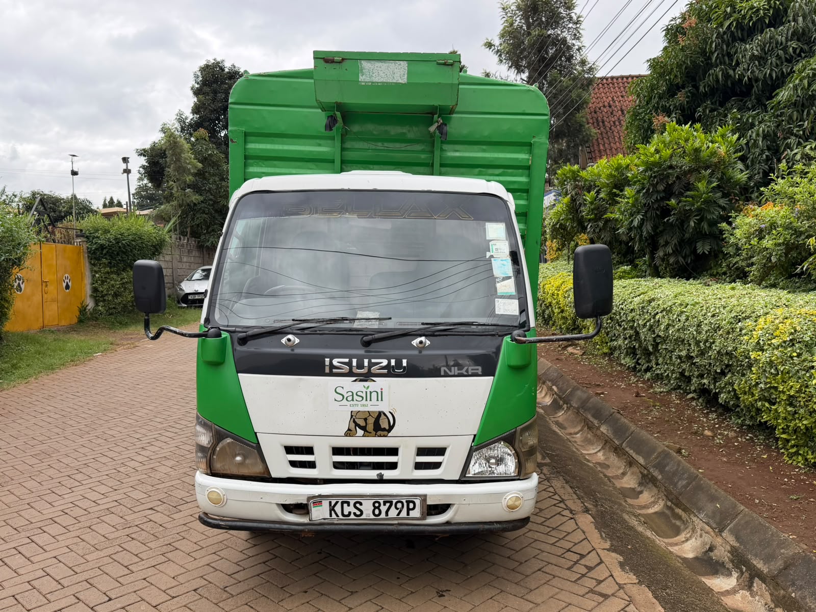 2018 Isuzu NKR Open Body Truck for Sale in Kenya | 4300cc Diesel | 68,000 KM for sale in Kenya at Winniestar Motors