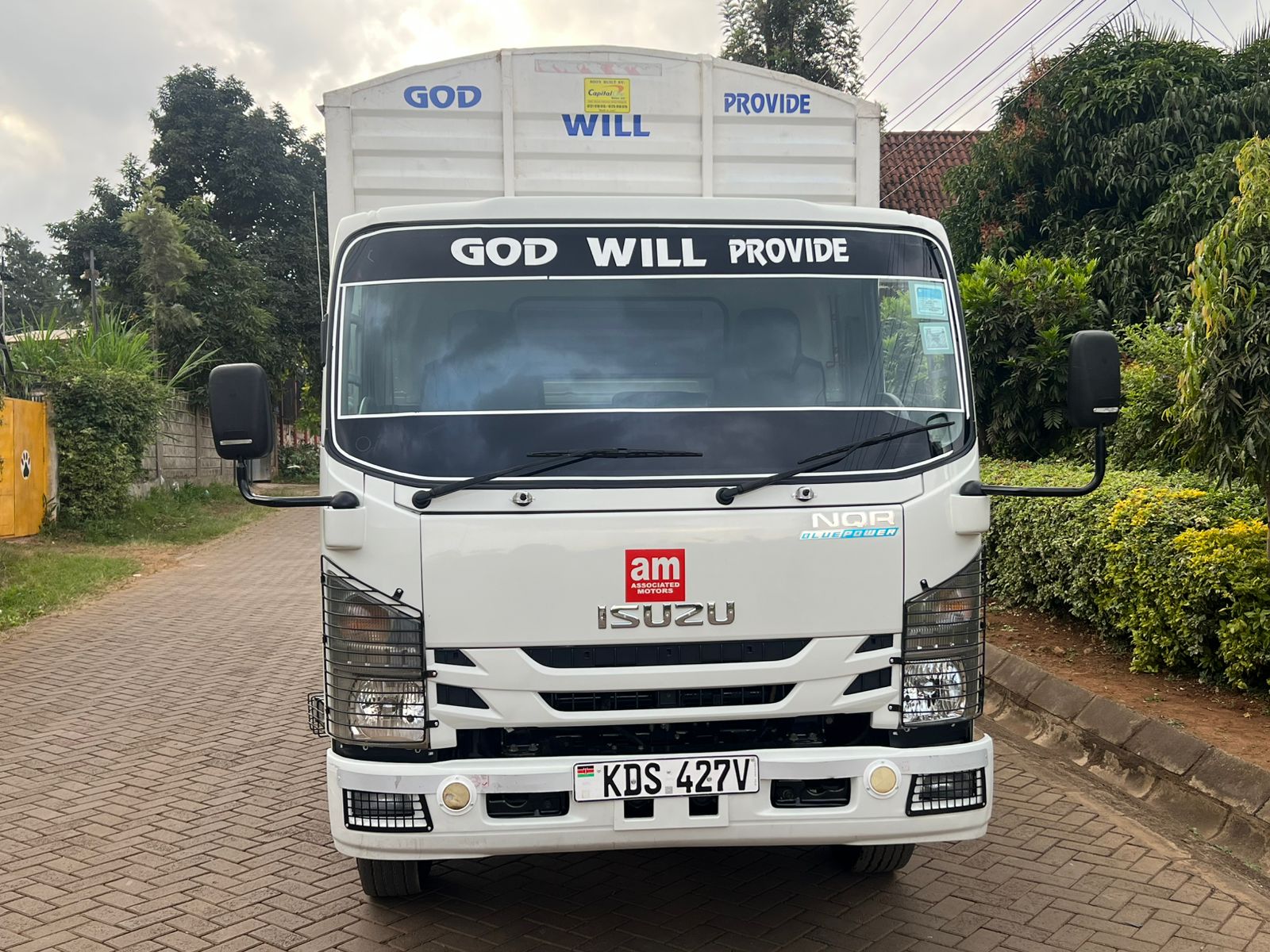 2025 Isuzu NQR 4300cc Diesel – Low Mileage, White, Excellent Condition for sale in Kenya at Winniestar Motors