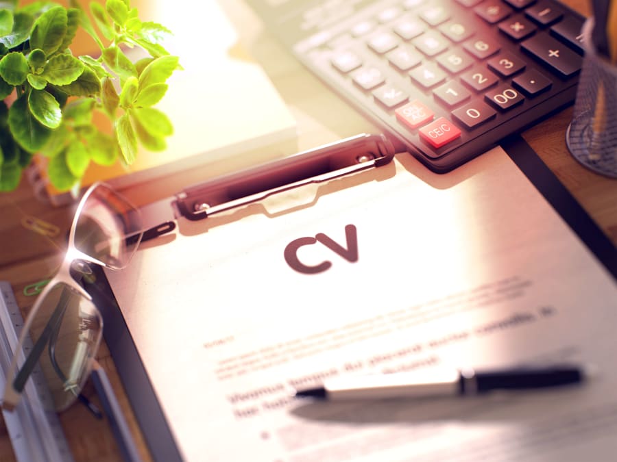 How to write a personal profile for your CV in 2021