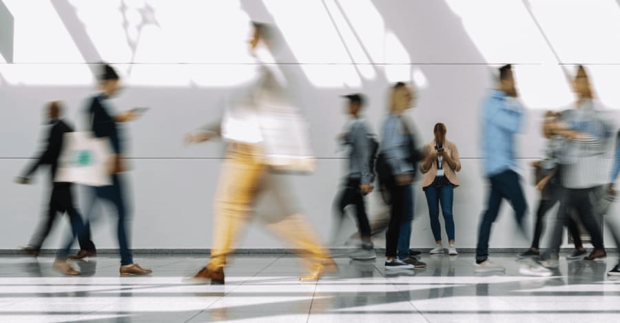 3 Helpful Tips to Grow Your Network in Career Fairs