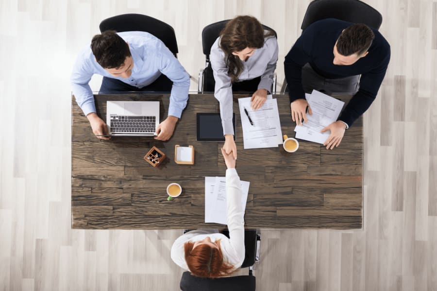 Nail Your First Job Interview with These Body Language Tips