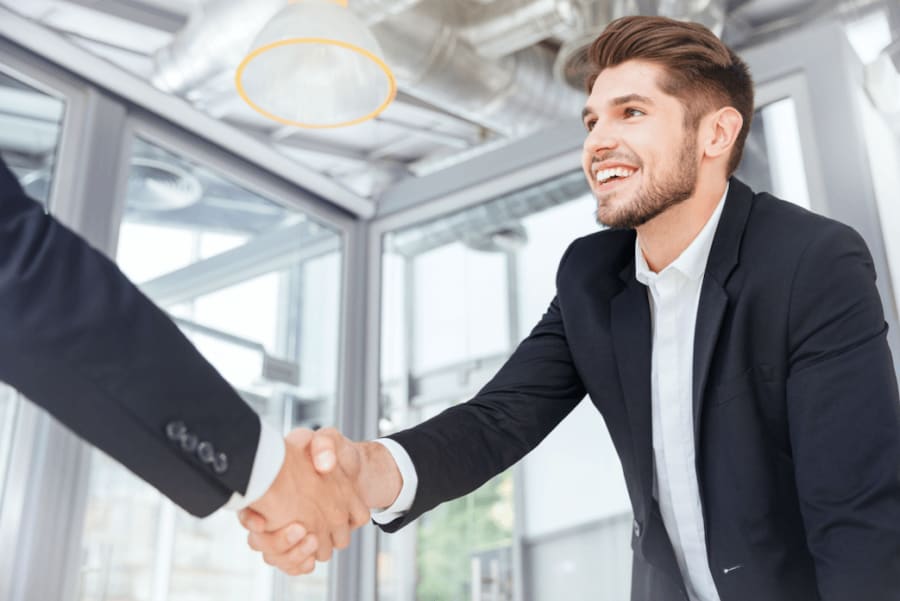 What Are the Best Questions to Ask An Interviewer?