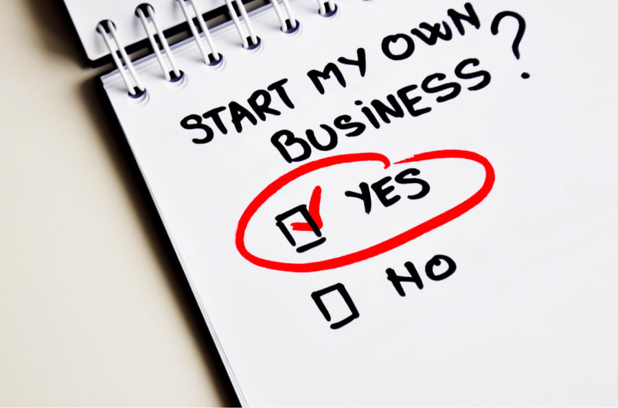 Should You Go For a Career Or Go For Your Own Business?